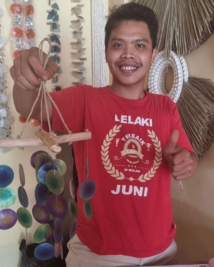 Pearl Driftwood Chime